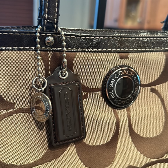 COACH bag w/two twillies included! GUC! main image 4